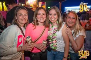 Pub Festival | Wetzikon Neon 90's