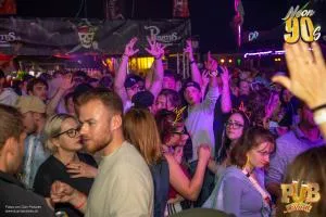 Pub Festival | Wetzikon Neon 90's