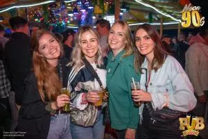 Pub Festival | Wetzikon Neon 90's